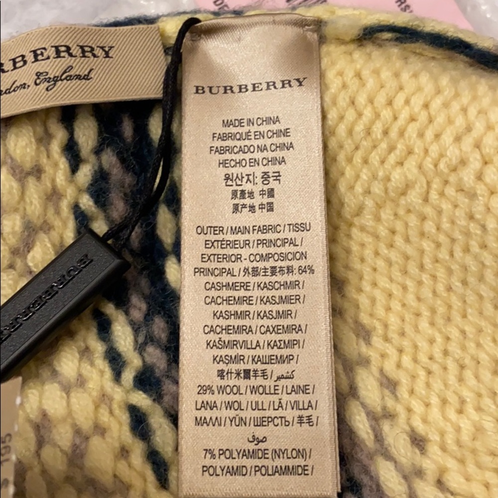 BNWT Burberry Pine Green Cashmere Knit Beanie Hat - Picture 6 of 10